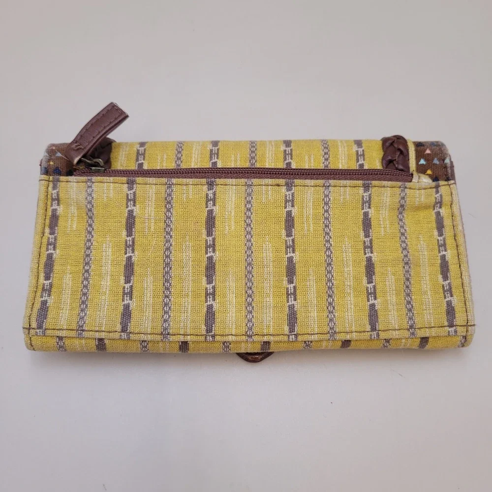 Yellow Woven Boho Trifold Wallet Braided Vegan Trim Stripe Pattern Snap Closure